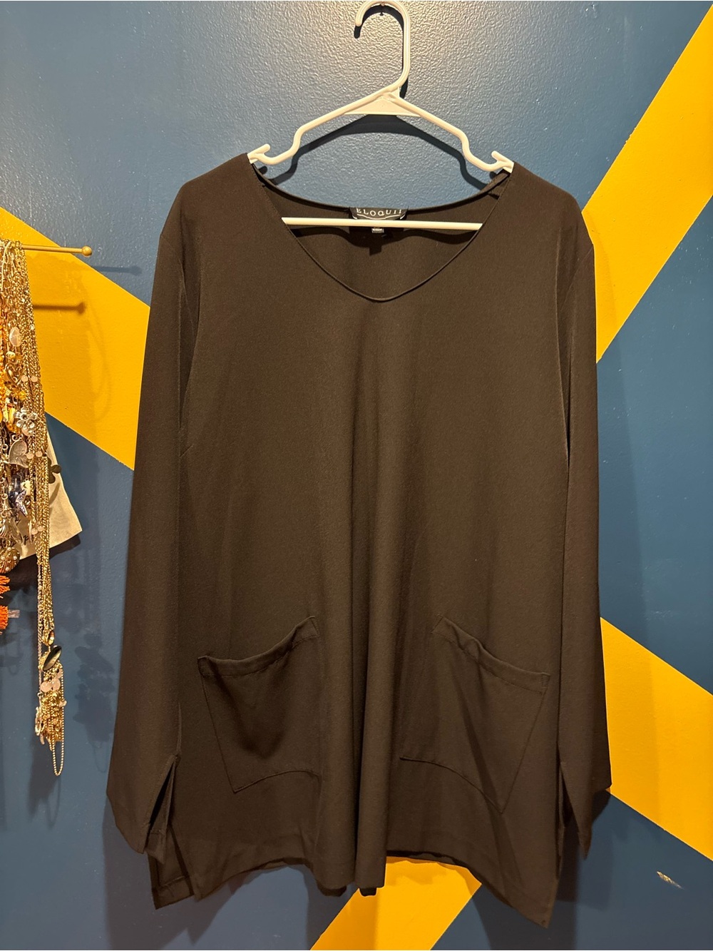 Anthropologie Eloquii Black V-Neck Long Sleeve Pocket Front Tunic Blouse NWOT